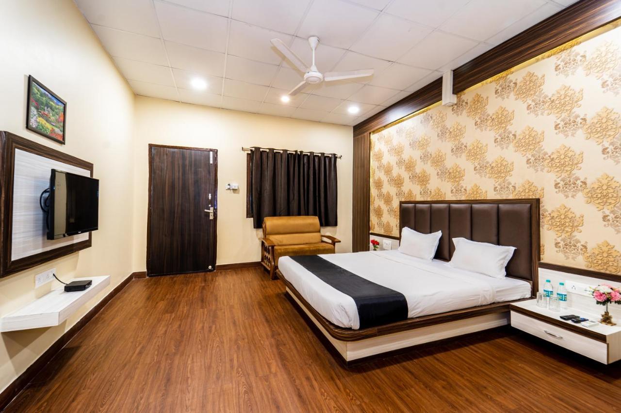 Narmada Hills Resort Omkareshwar Zewnętrze zdjęcie