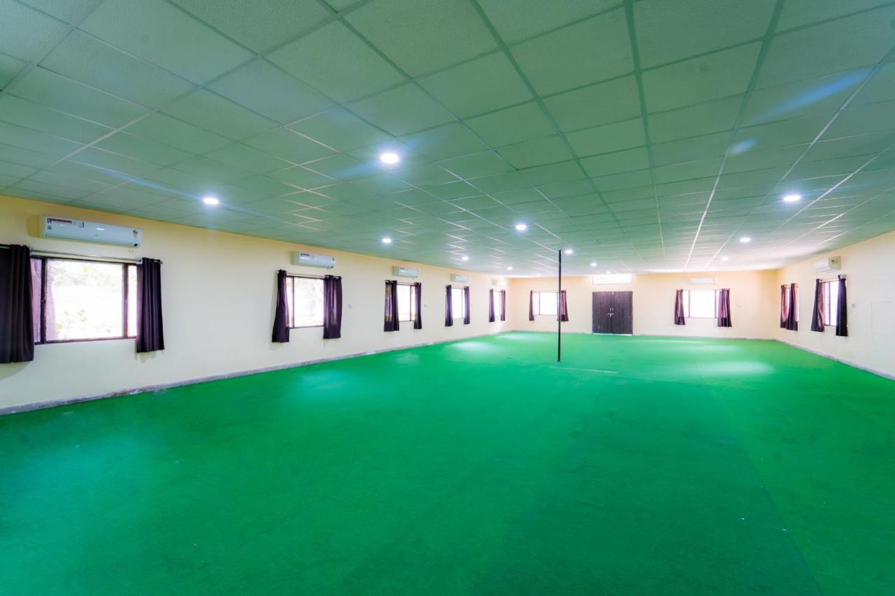 Narmada Hills Resort Omkareshwar Zewnętrze zdjęcie