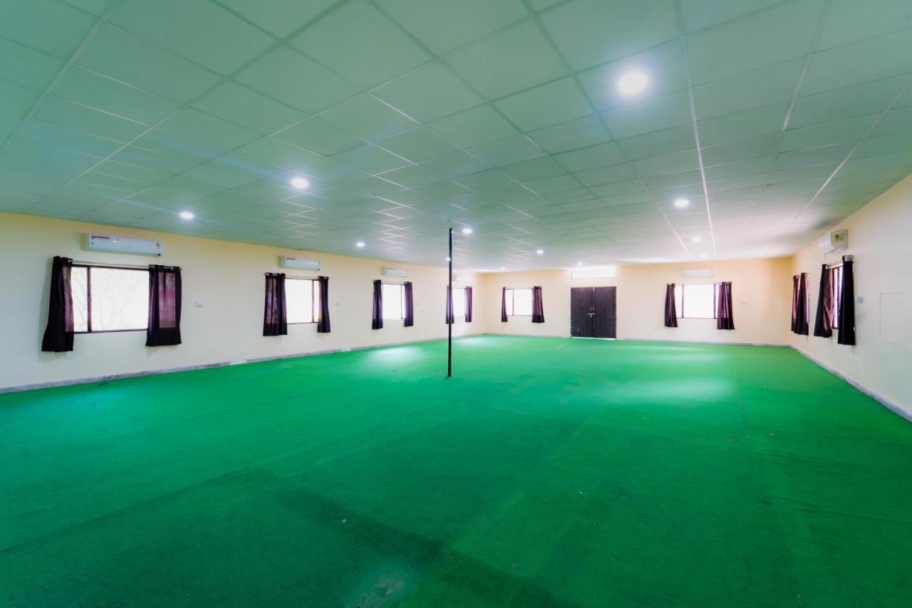 Narmada Hills Resort Omkareshwar Zewnętrze zdjęcie