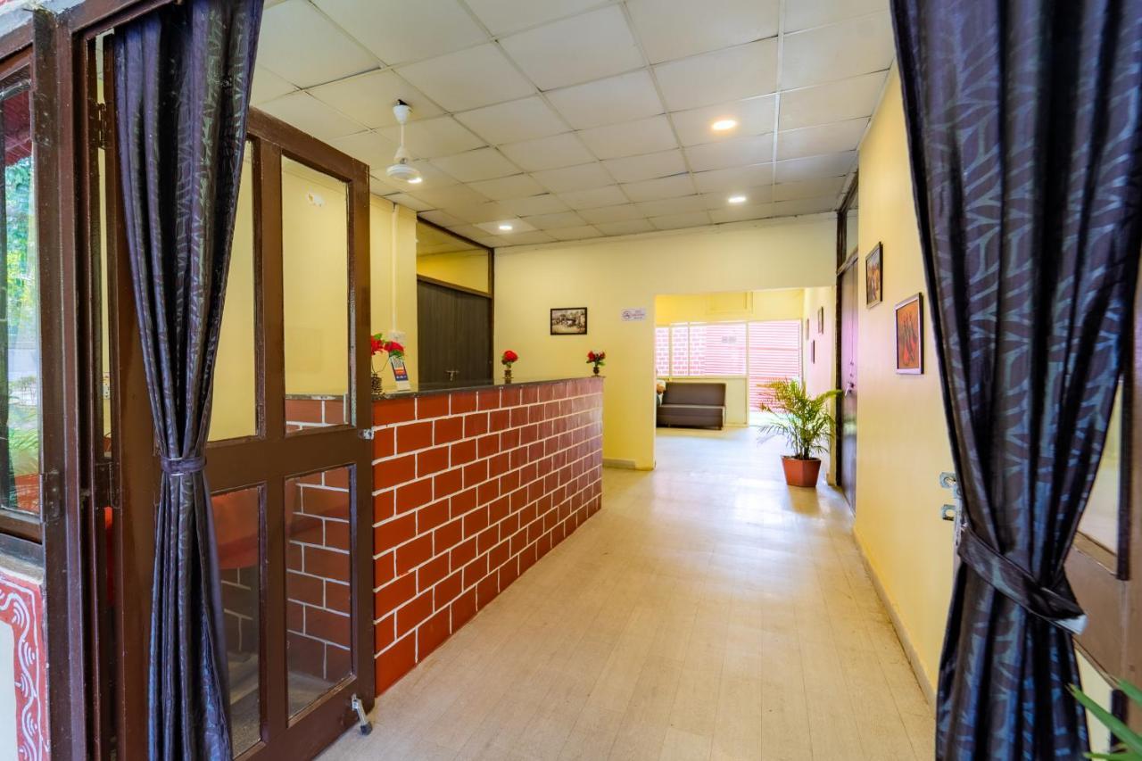 Narmada Hills Resort Omkareshwar Zewnętrze zdjęcie