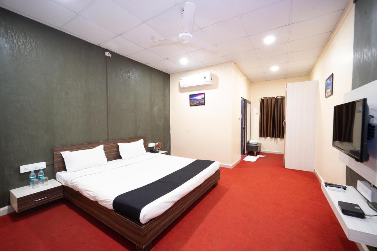 Narmada Hills Resort Omkareshwar Zewnętrze zdjęcie