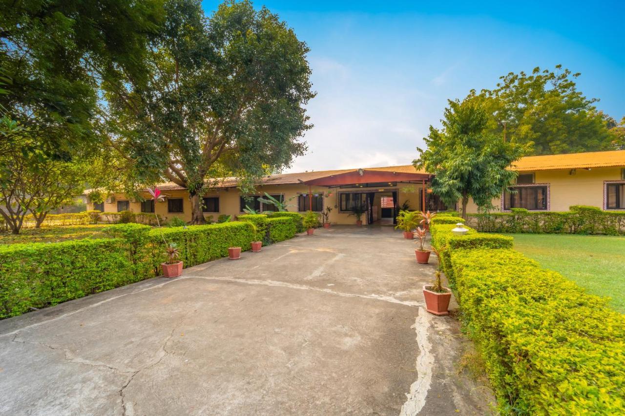 Narmada Hills Resort Godarpura Zewnętrze zdjęcie