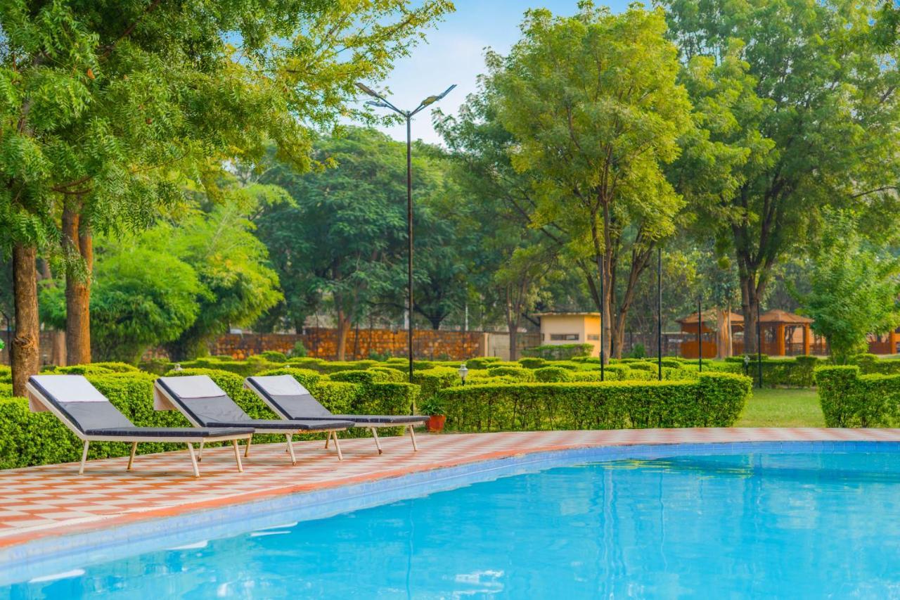 Narmada Hills Resort Godarpura Zewnętrze zdjęcie