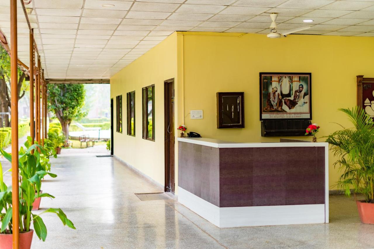 Narmada Hills Resort Omkareshwar Zewnętrze zdjęcie