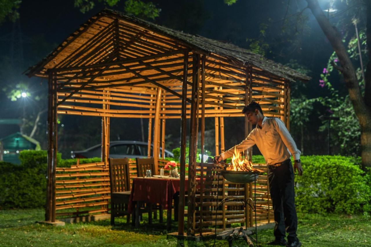 Narmada Hills Resort Godarpura Zewnętrze zdjęcie