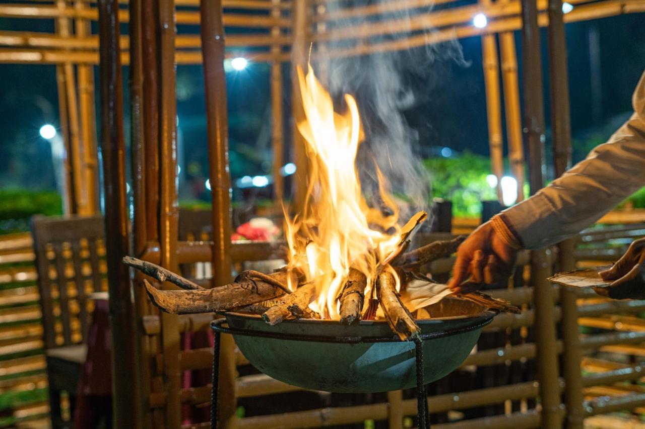 Narmada Hills Resort Omkareshwar Zewnętrze zdjęcie